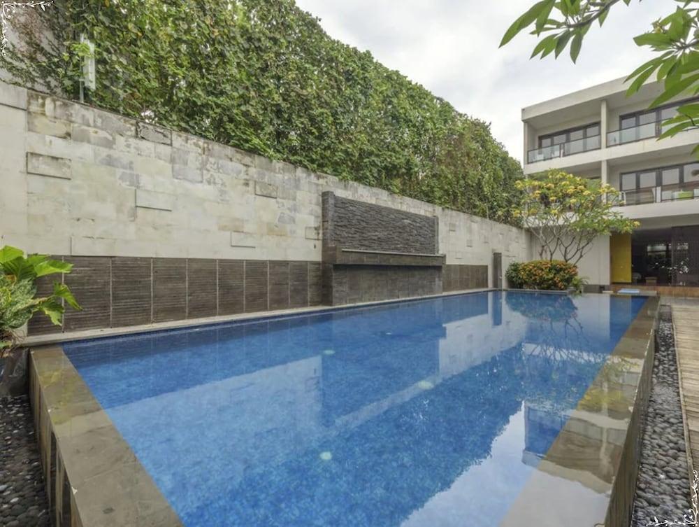 Dekuta Hotel Kuta  Exterior photo